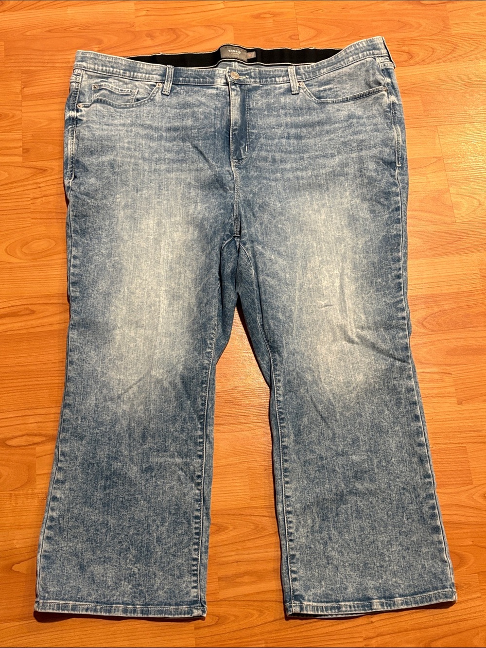 torrid Light Wash Blue Straight Leg Jeans